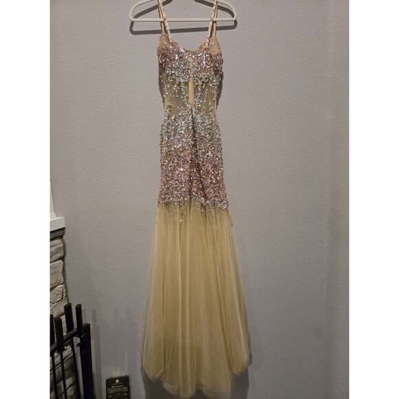 Jovani Gold Beaded Mermaid Prom Dress Size 2 V-Neck Sleeveless Long - Picture 8 of 16